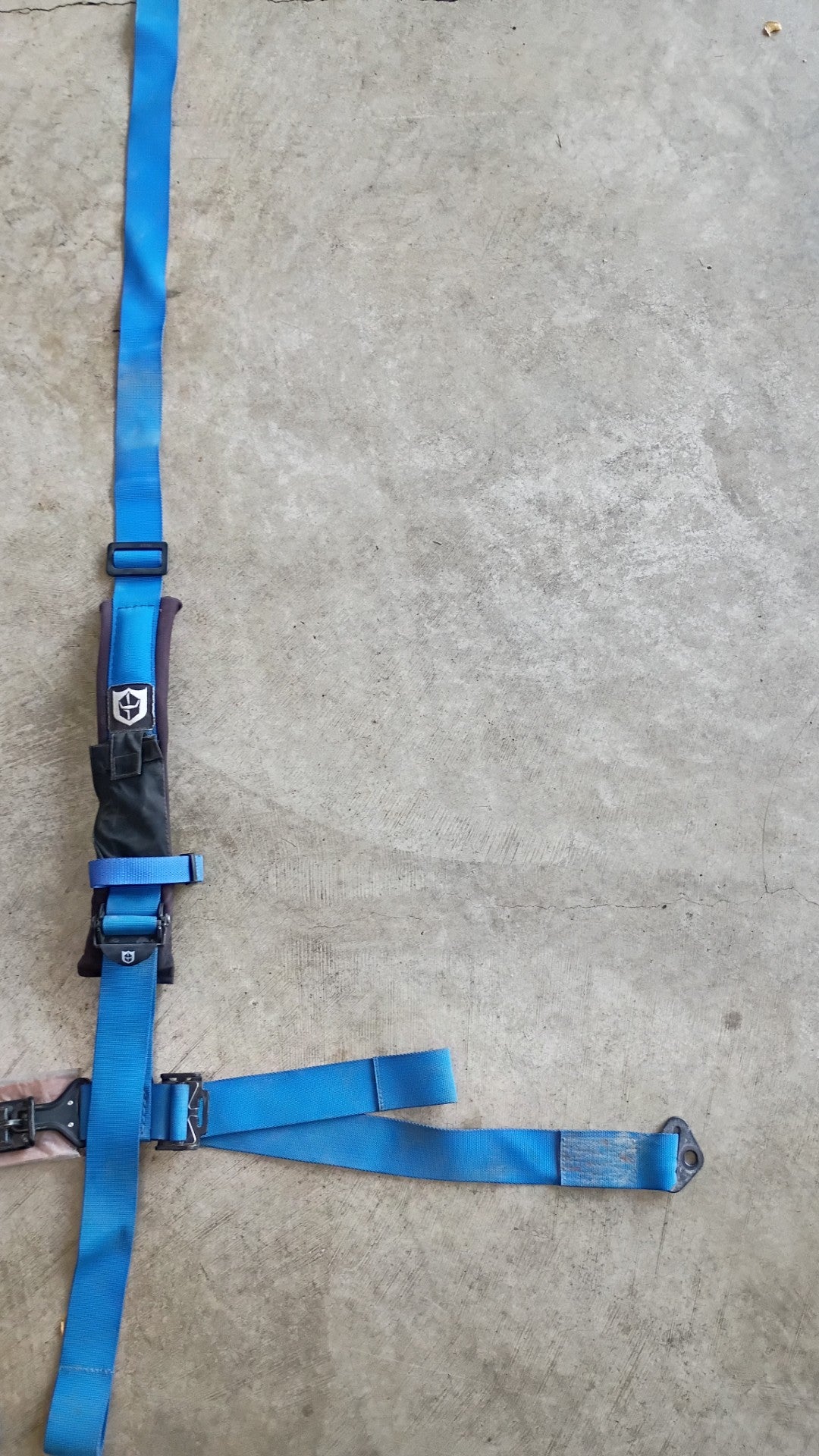 Used Pro Armor 2-Inch 4-Point UTV Harness - Blue, Broken Clip